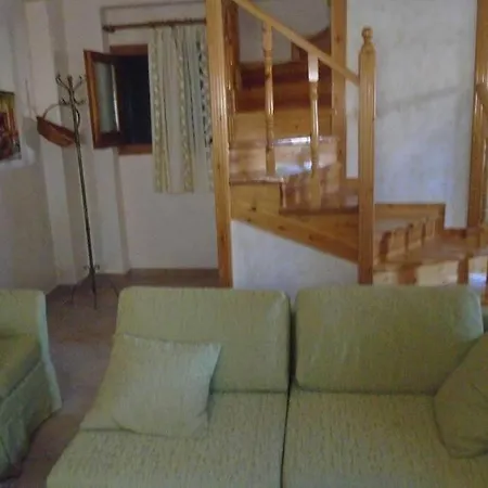Eleni'S House In Valaneio *